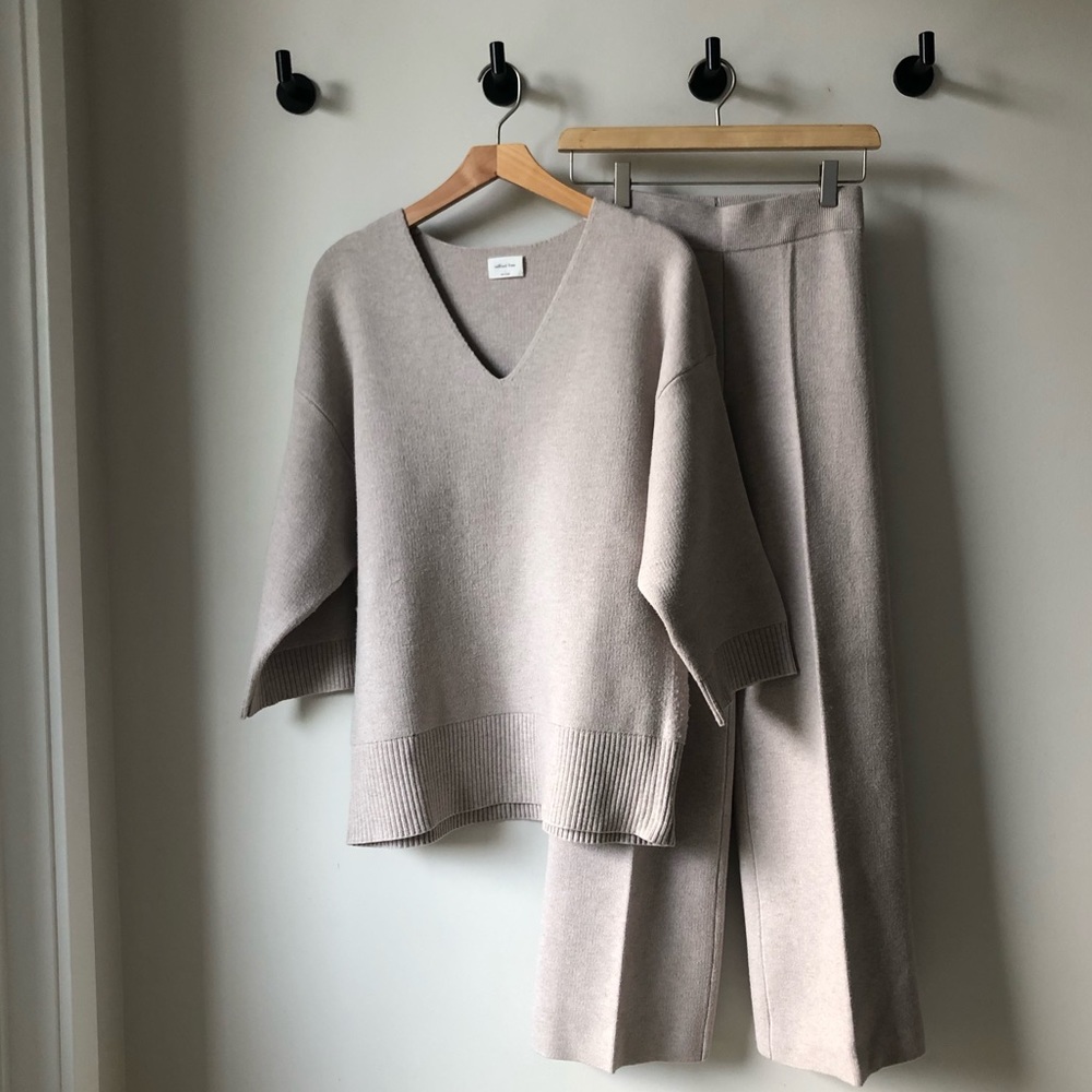 Aritzia: Wilfred Free Souvenir Set